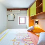 Villa Mia -three-bedroom With Swimming Pool *