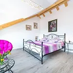 Mia -three-bedroom With Swimming Pool Villa